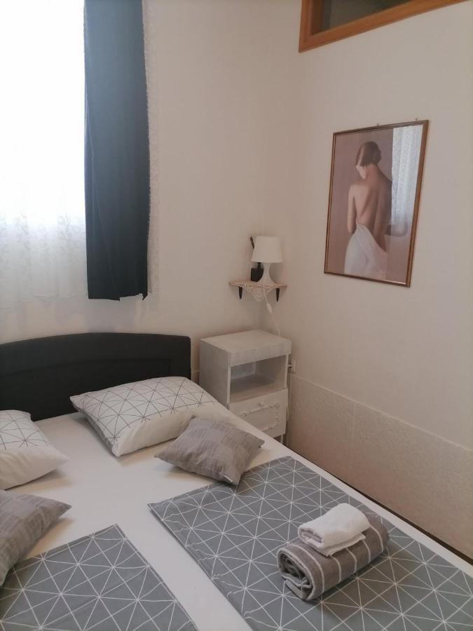 Rooms Mara Skradin Kültér fotó