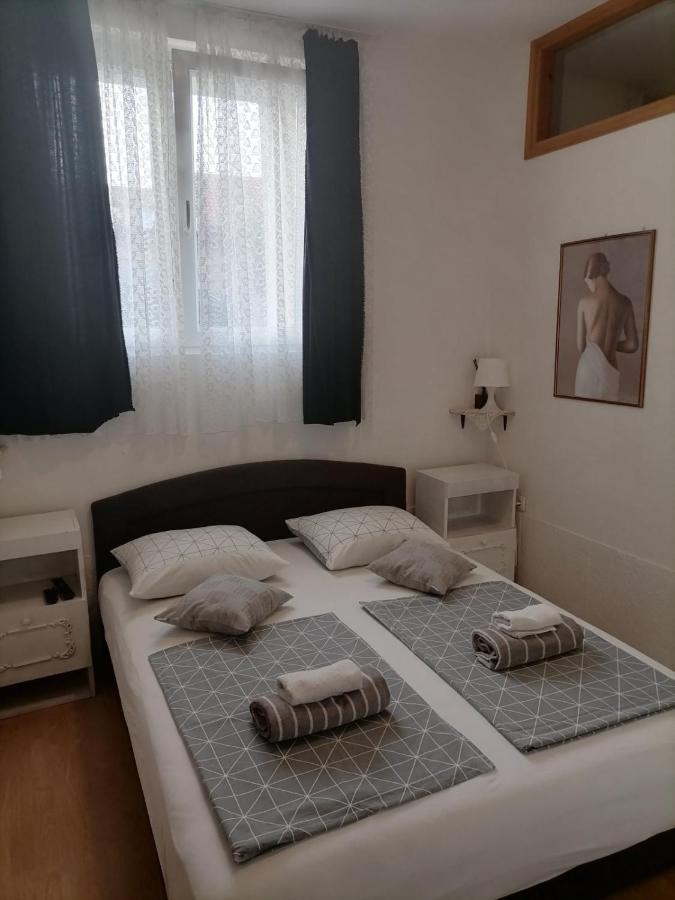 Rooms Mara Skradin Kültér fotó